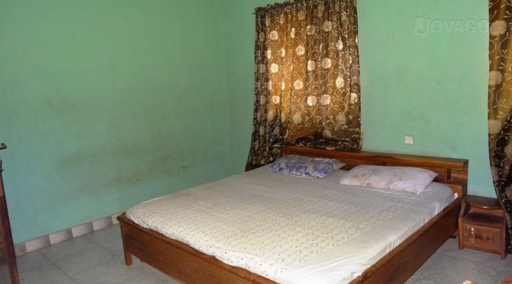 Baze 1 Guest House