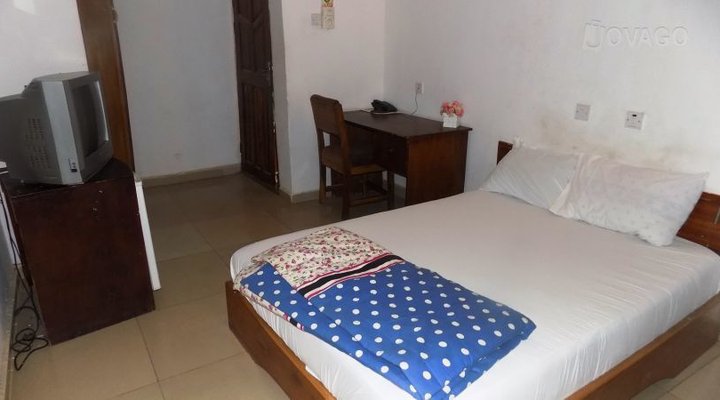 Leisure Klass Guest House