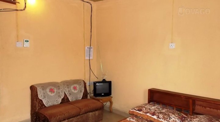 Igboji Guest House, Ozara Alayi