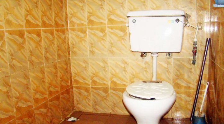 Amazon Hotel & Suites