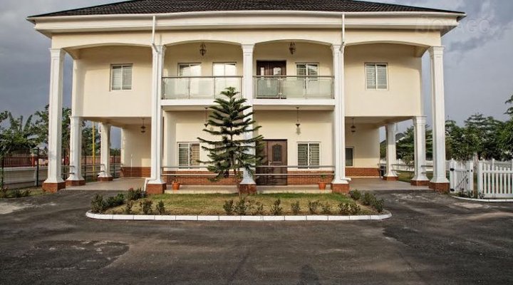 Oxygen Holiday Resort, Owerri
