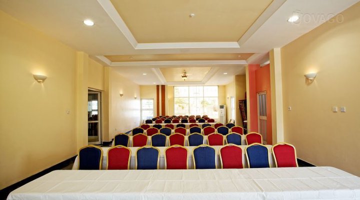 Oxygen Holiday Resort, Owerri
