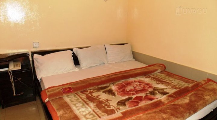 Orchard Villa, Surulere