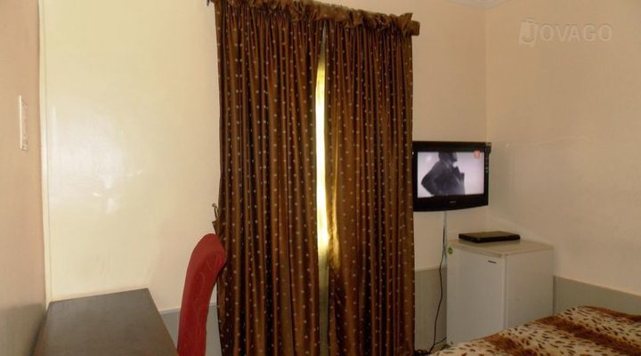 Orchard Villa, Surulere