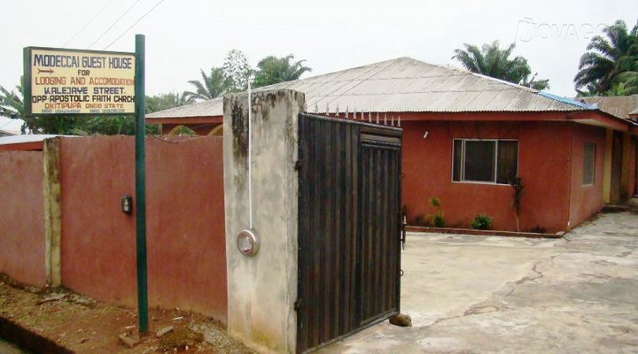 Modeccai Guest House