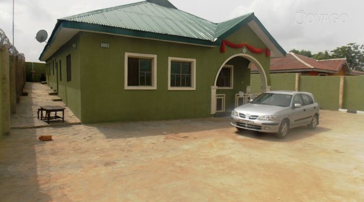O.S Guest Hotel