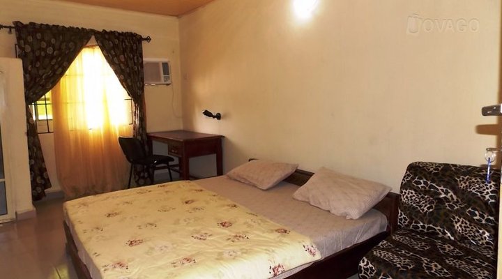 Stop Over Hotel, Ahaba Imenyi