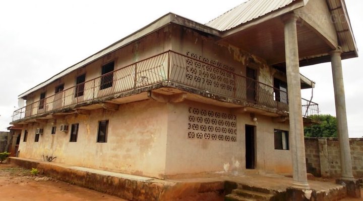 Super Golden Rest House