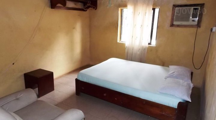 Super Golden Rest House