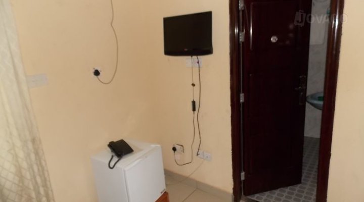 Jao Suites And Hotel