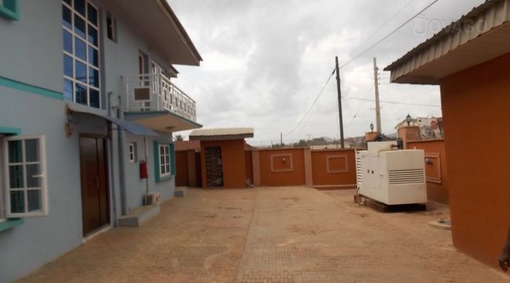 Jao Suites And Hotel
