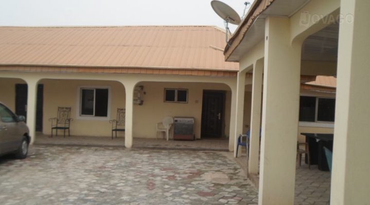 Hiesence Hotel And Suites