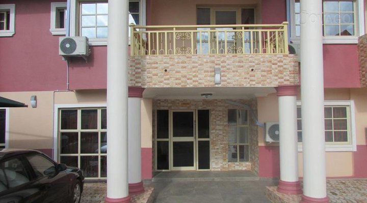 Jenny's Lodge Limited