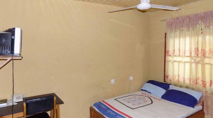 Kaylux Guest House