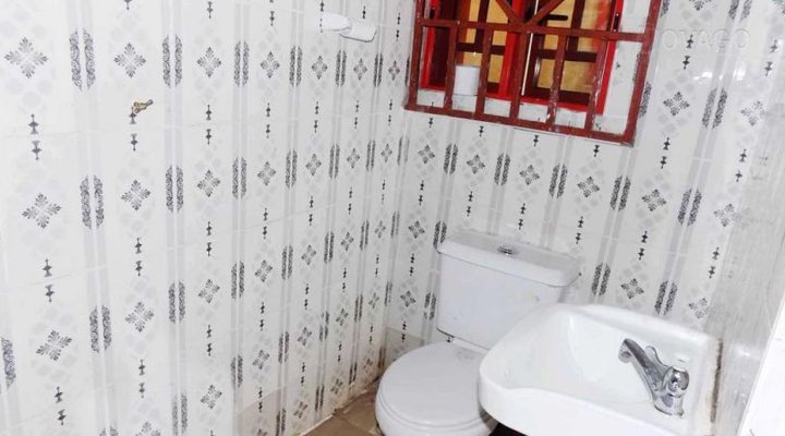 Kaylux Guest House