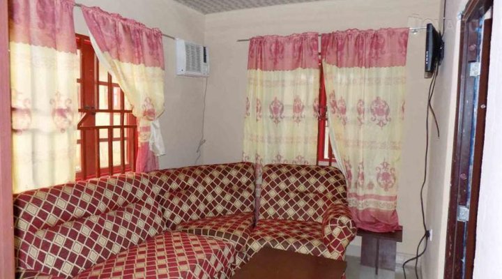 Kaylux Guest House