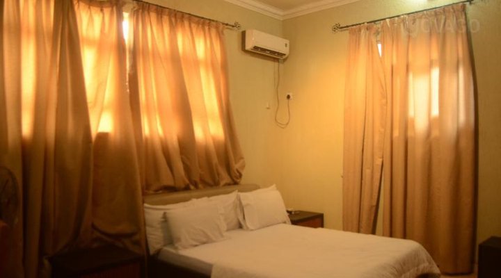 Doreana Hotel & Suite