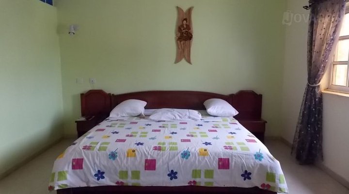 Hotel De Lamitel (Akwa)
