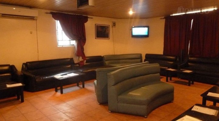 Maxin Lotus Hotel