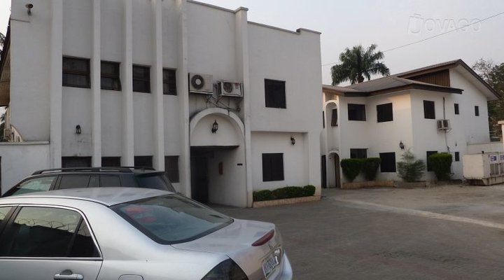 Maxin Lotus Hotel