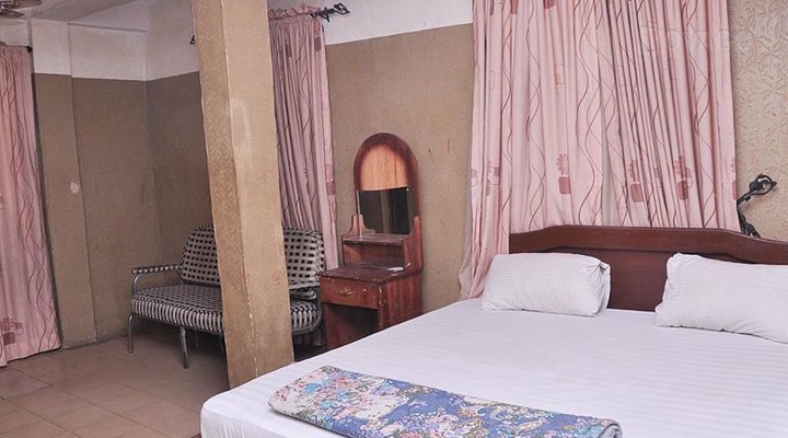 De Next Hotel Limited (Lawanson)