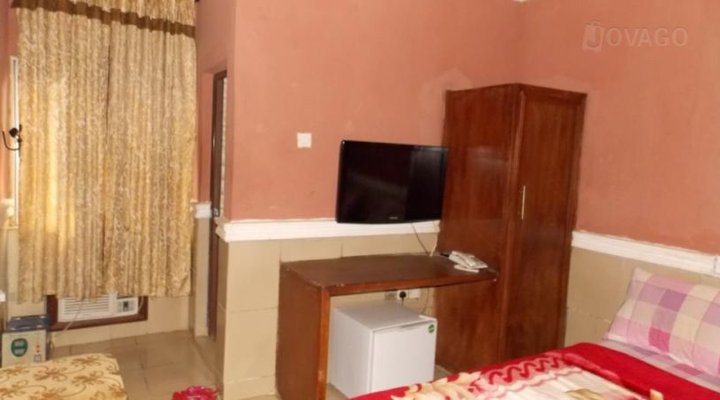 Erica Jos Guest House