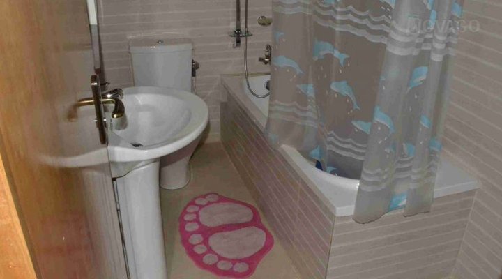 Nue Crest Hotel and Suites