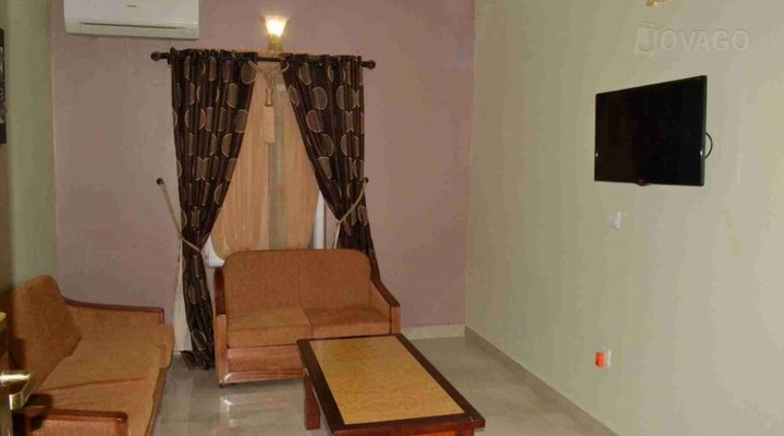 Nue Crest Hotel and Suites