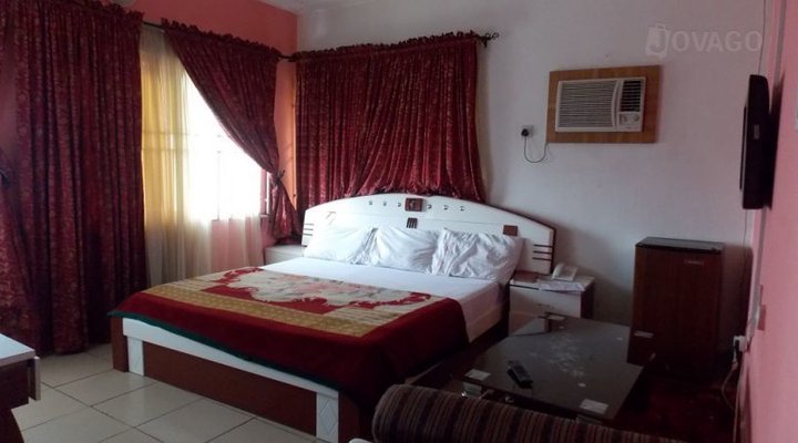 Westender Suite Hotel