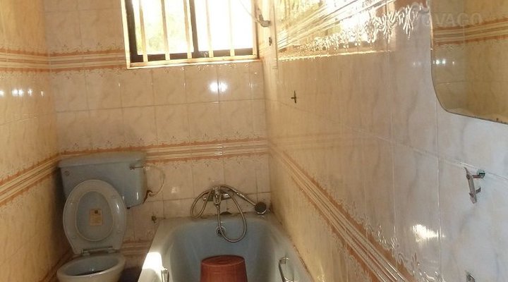 Adjuya Hotel