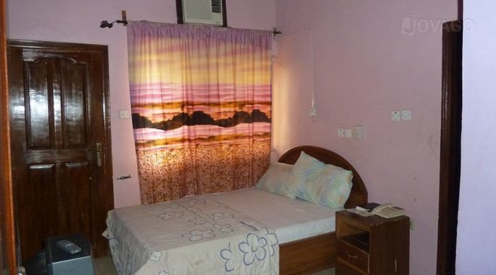 Adjuya Hotel