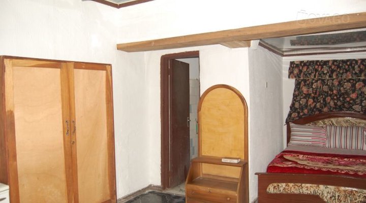 Treasure Hotel