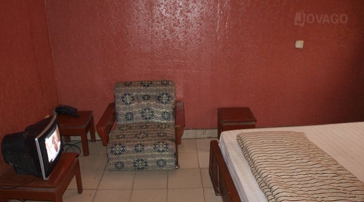 De Next Hotel Limited (Akoka)