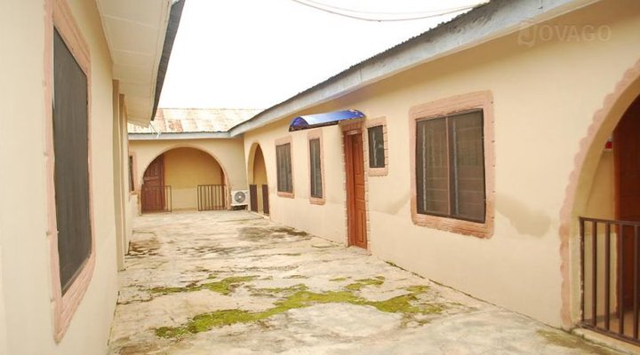 Yin-Baba Guest House