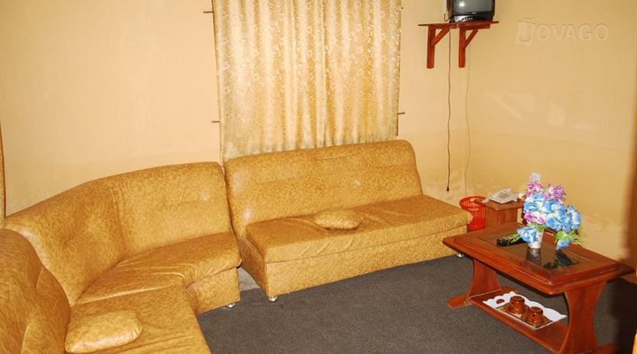 Yin-Baba Guest House