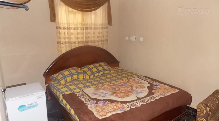 Peace Exclusive Suites & Restaurant