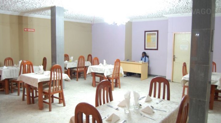 Iye Hotel And Suites