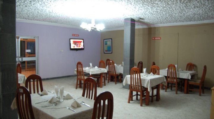 Iye Hotel And Suites