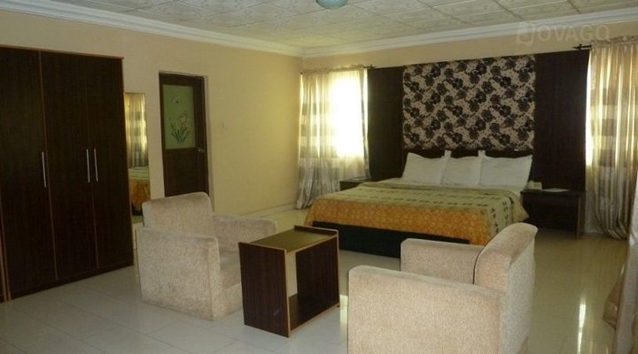 South Gate Hotel Ltd