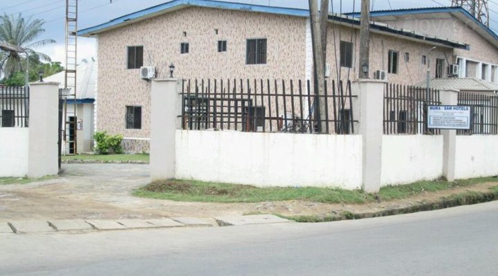 Muka-Sam Hotels