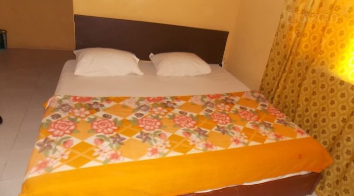 Royal Cottage Guest House