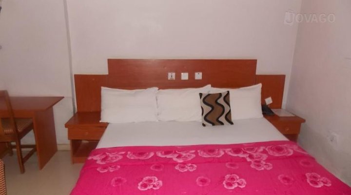 Clean Suite Guest Inn
