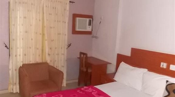 Clean Suite Guest Inn
