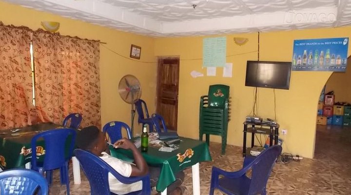 Mama Tee Guest House