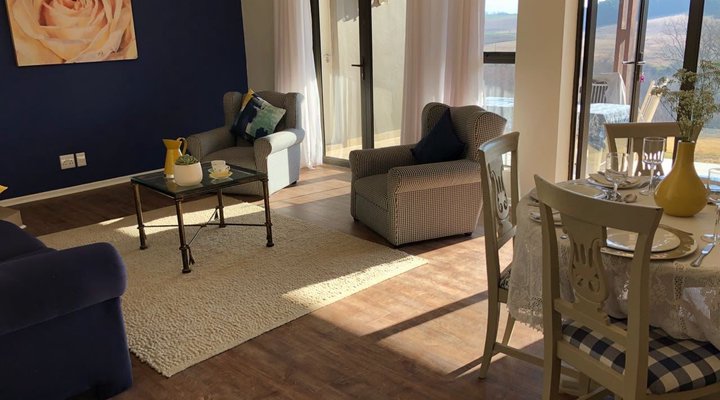 Giant's View Village