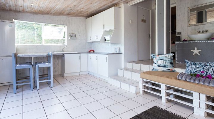 Milkwood Cottage @ 302 On Old Sea-view Road Chelsea