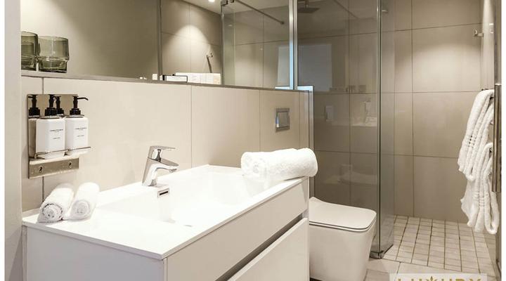 LuxuryStay, The Docklands