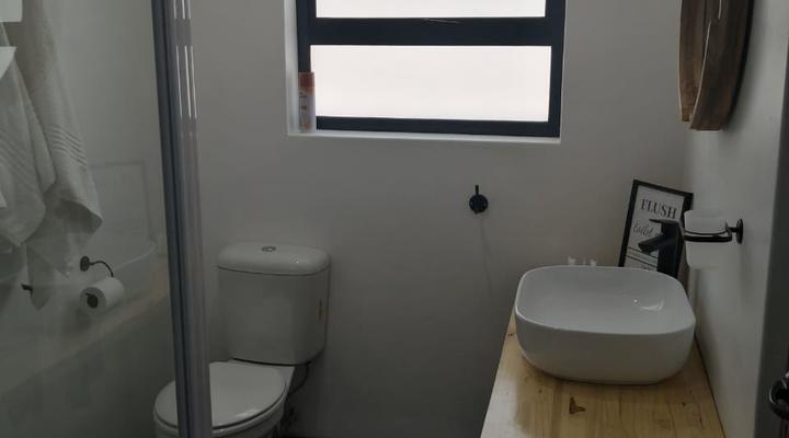 Country Charm Guesthouse