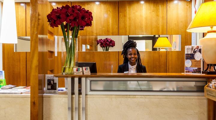 Island Club Hotel and Apartments