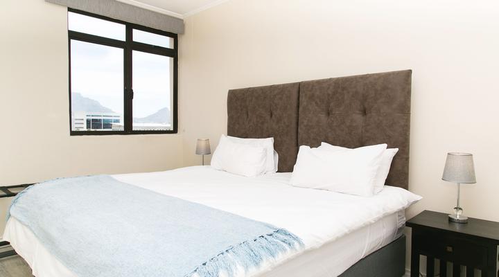 Island Club Hotel and Apartments